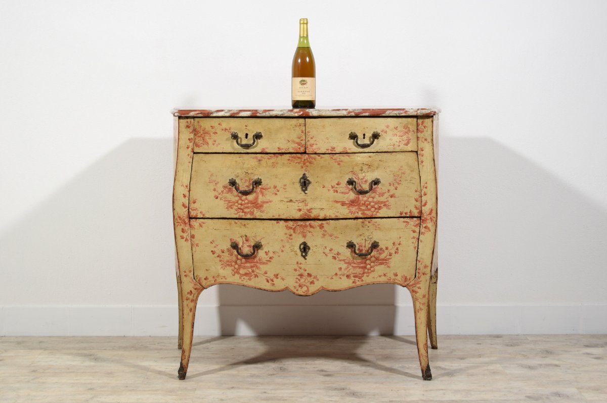 Cassettone in legno laccato policromo con decori a natura morta, Genova, XVIII secolo-photo-5