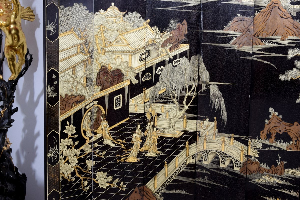 Paravento cinese a dodici ante in legno laccato nero e decorato in oro, Cina, XIX secolo-photo-7