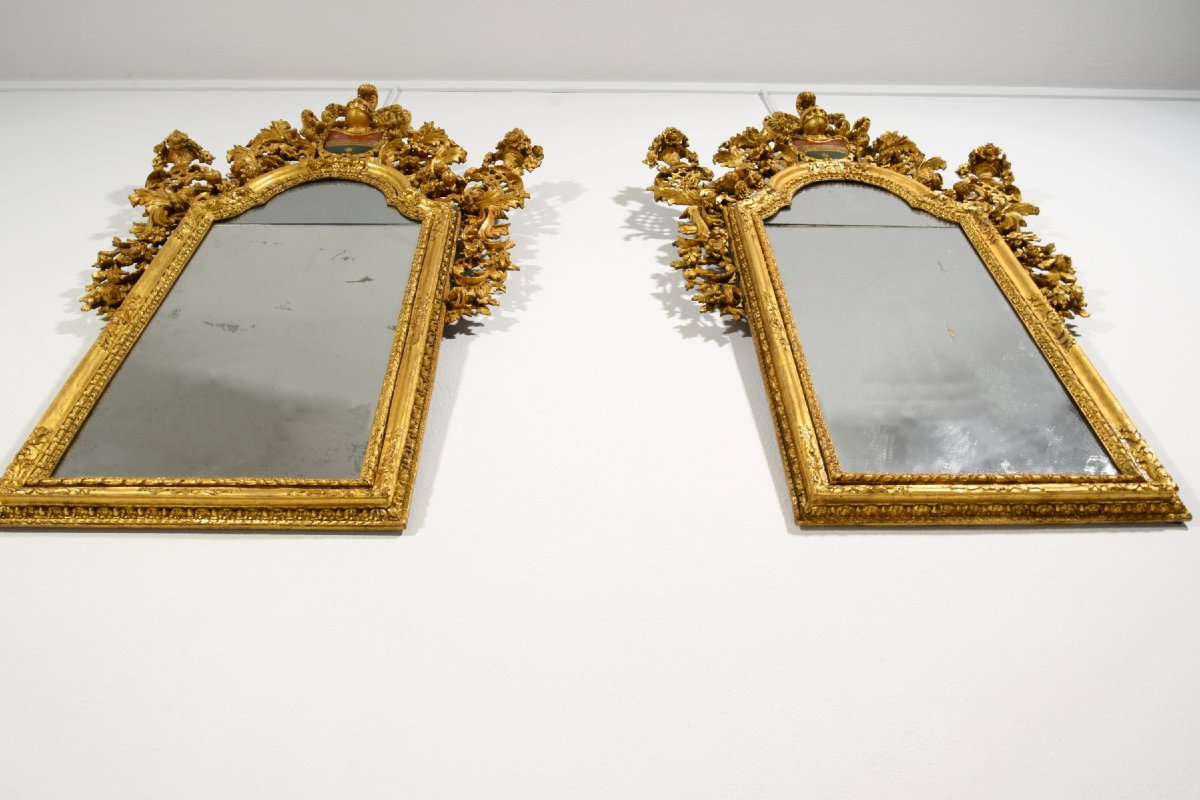 Coppia di specchiere in legno intagliato e dorato, Veneto, XVIII secolo-photo-5