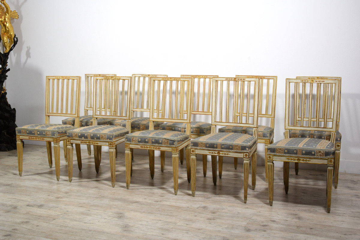 Serie di dieci sedie neoclassiche in legno laccato e dorato, Toscana, fine XVIII secolo-photo-4