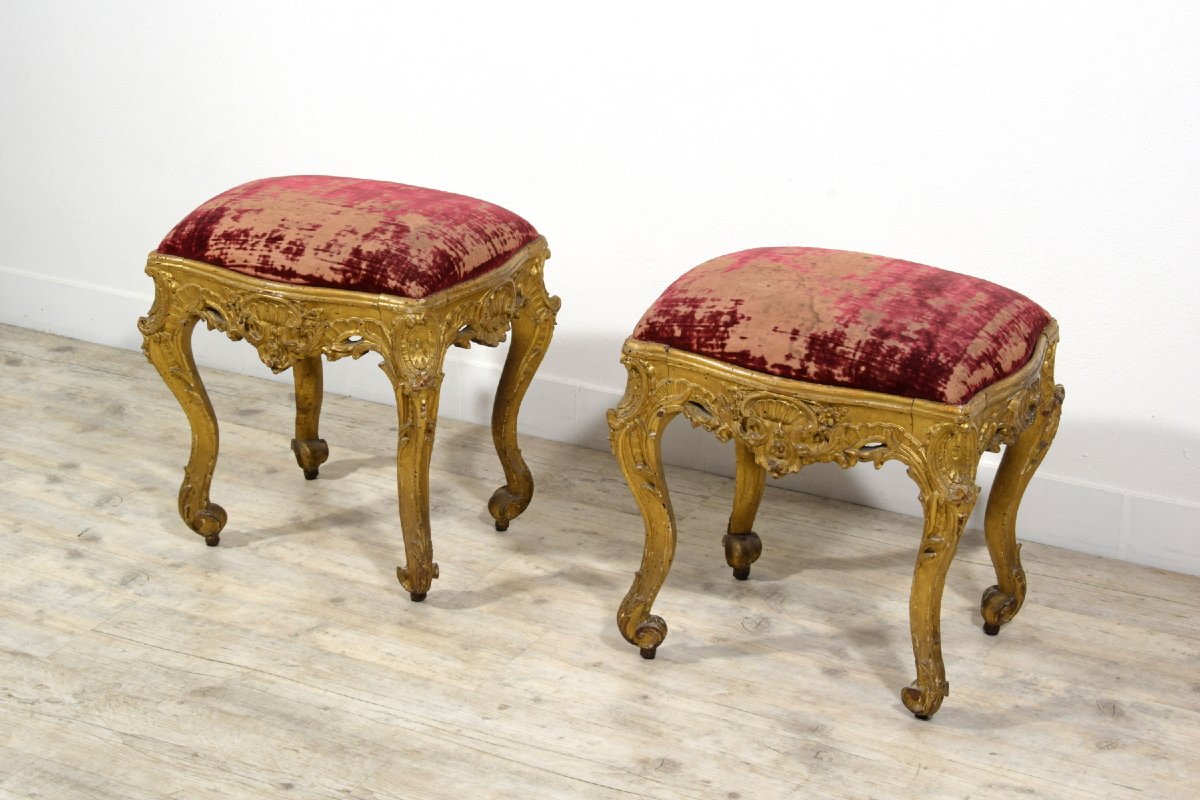 Coppia di panchetti barocchi da centro in legno intagliato e dorato, Luigi XIV-Luigi XV, Franci-photo-4