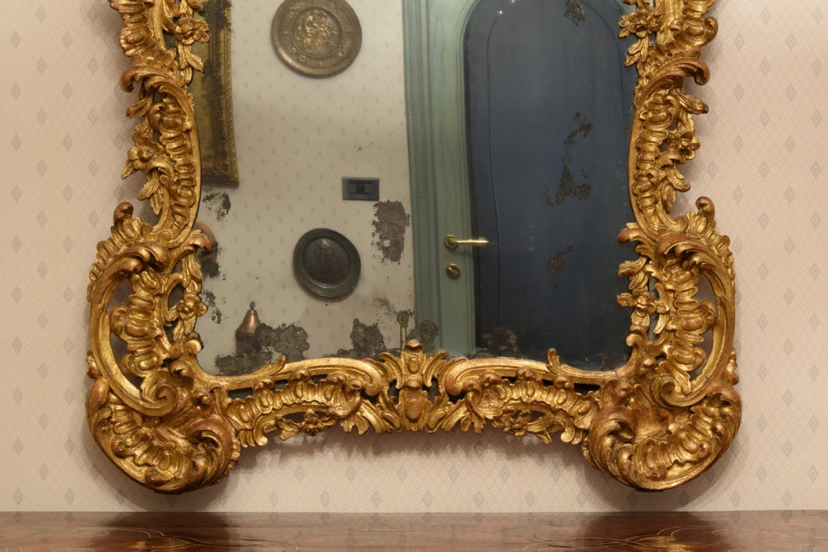 Specchiera Barocchetto in legno intagliato e dorato, Torino, metà del XVIII secolo-photo-4