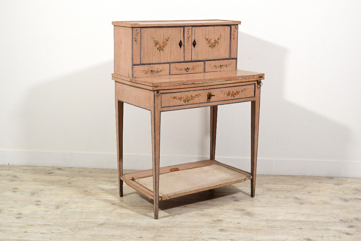 Bonheur du jour in legno laccato, Genova, fine XVIII secolo