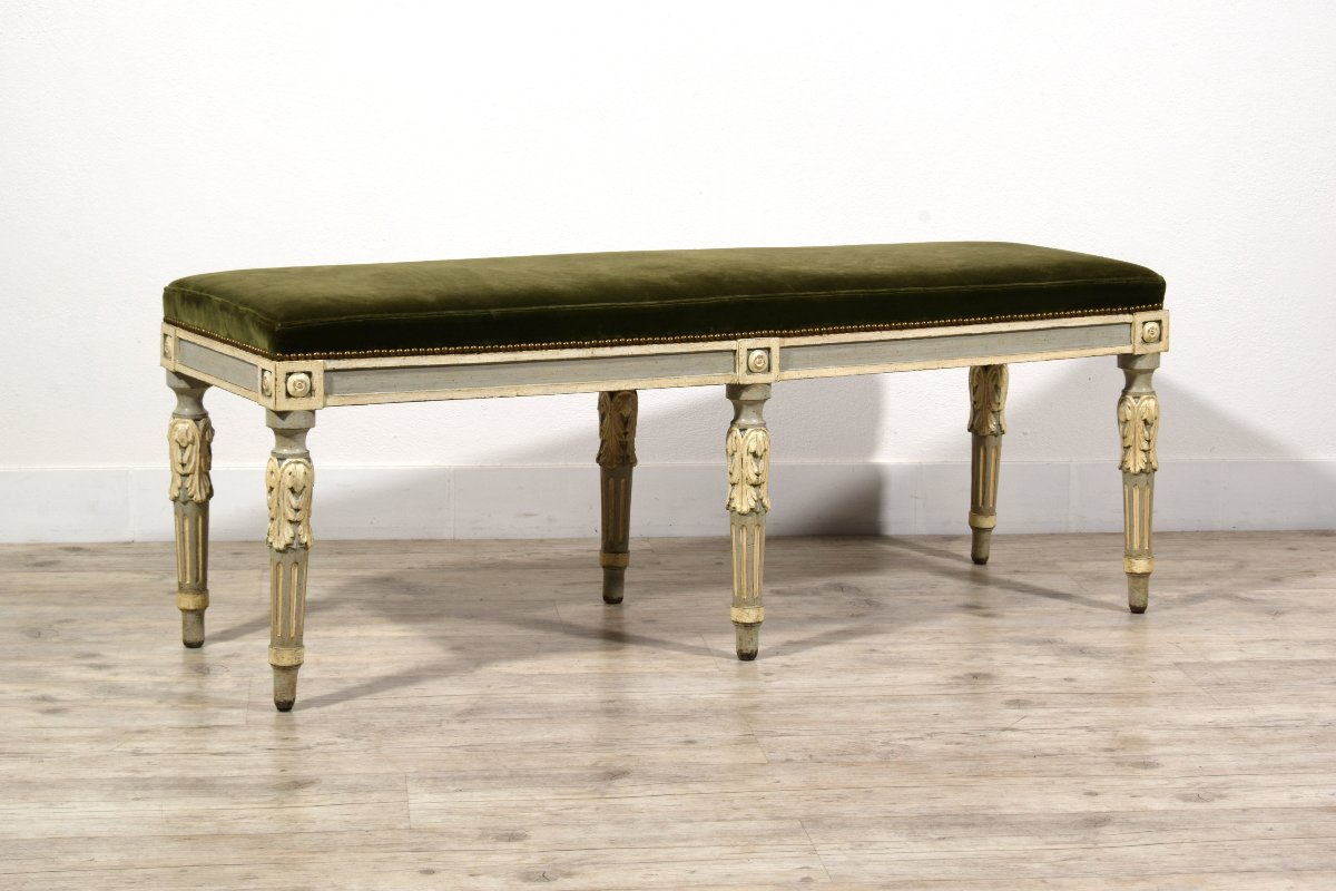 Panca neoclassica in legno laccato, Piemonte, fine XVIII secolo
