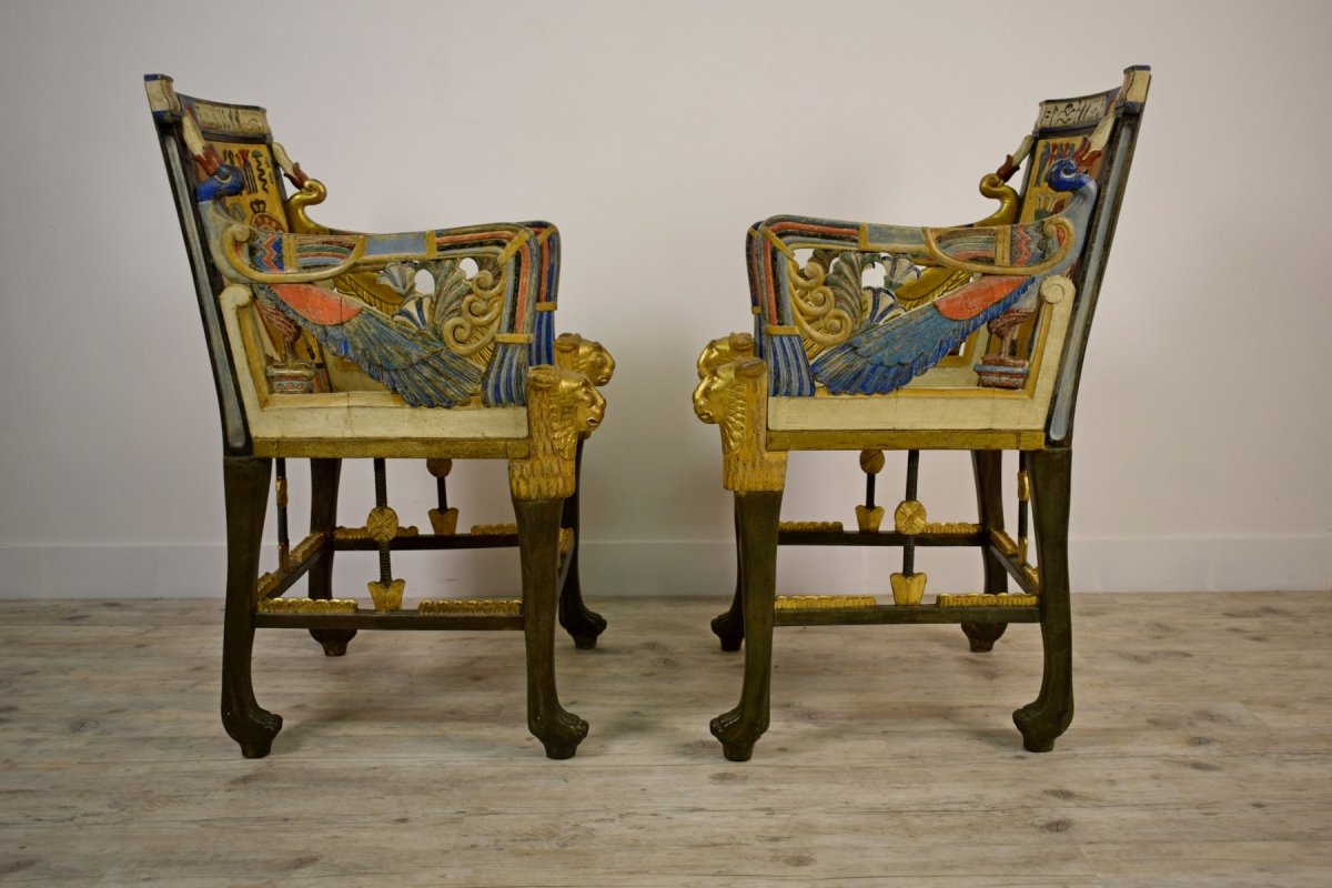 Paire De Fauteuils En Bois Sculpté, Laqué Et Doré De Goût égyptien, XXe Siècle-photo-3