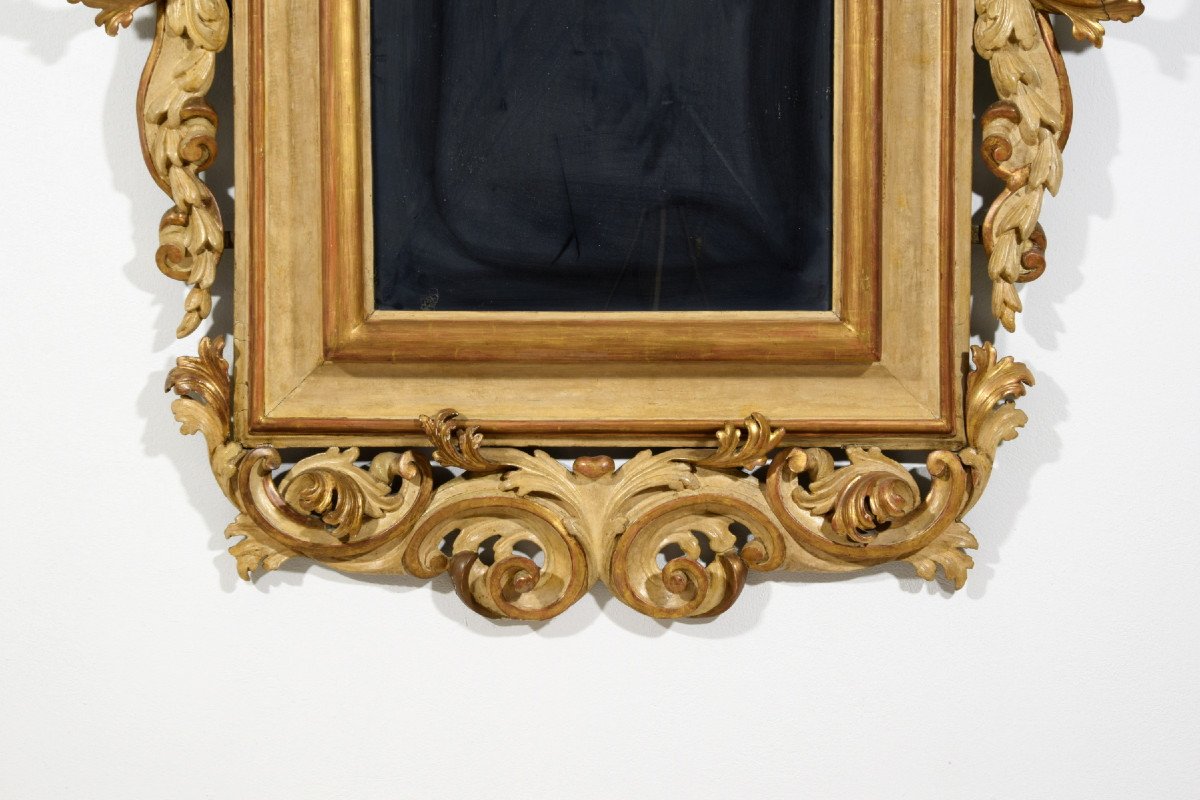 Grande specchiera laccata e dorata a motivi rocailles, Veneto, primi anni del XVIII secolo-photo-5