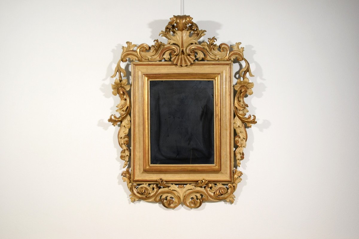 Grande specchiera laccata e dorata a motivi rocailles, Veneto, primi anni del XVIII secolo-photo-7