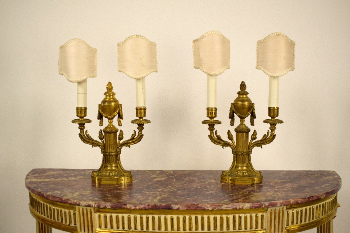 Paire De Lampes Bouillotte à Deux Lumières En Bronze Ciselé Et Doré, France XIXe Siècle-photo-4