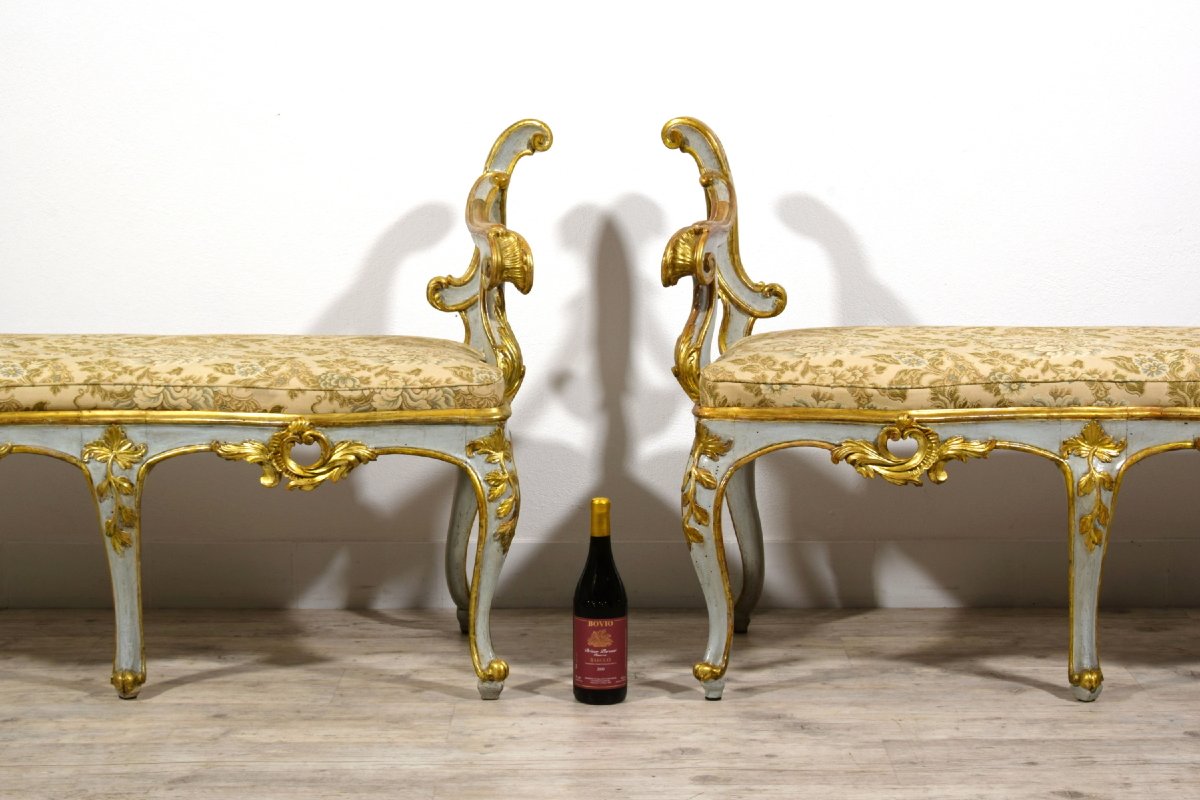 Coppia di panche barocche in legno intagliato, laccato e dorato, Roma, seconda metà del XVIII secolo-photo-8