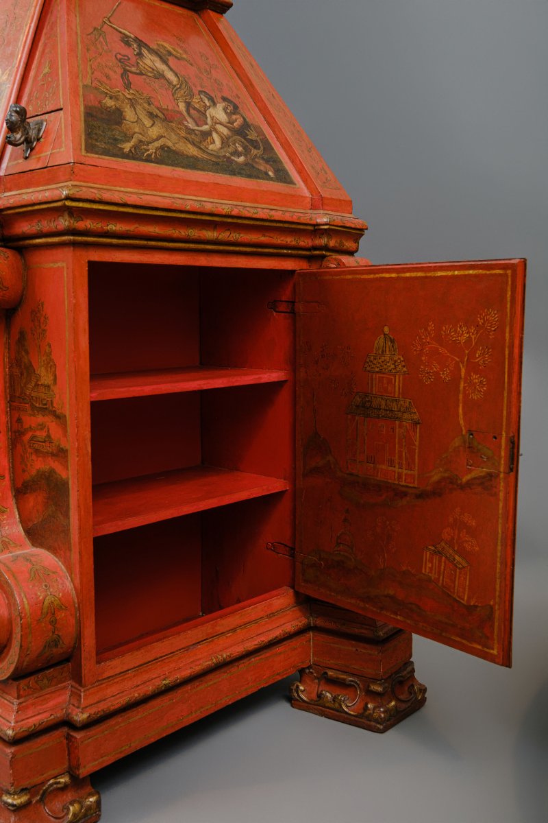 Raro cabinet veneziano laccato rosso e dipinto con motivi mitologici, Venezia XVIII secolo-photo-6