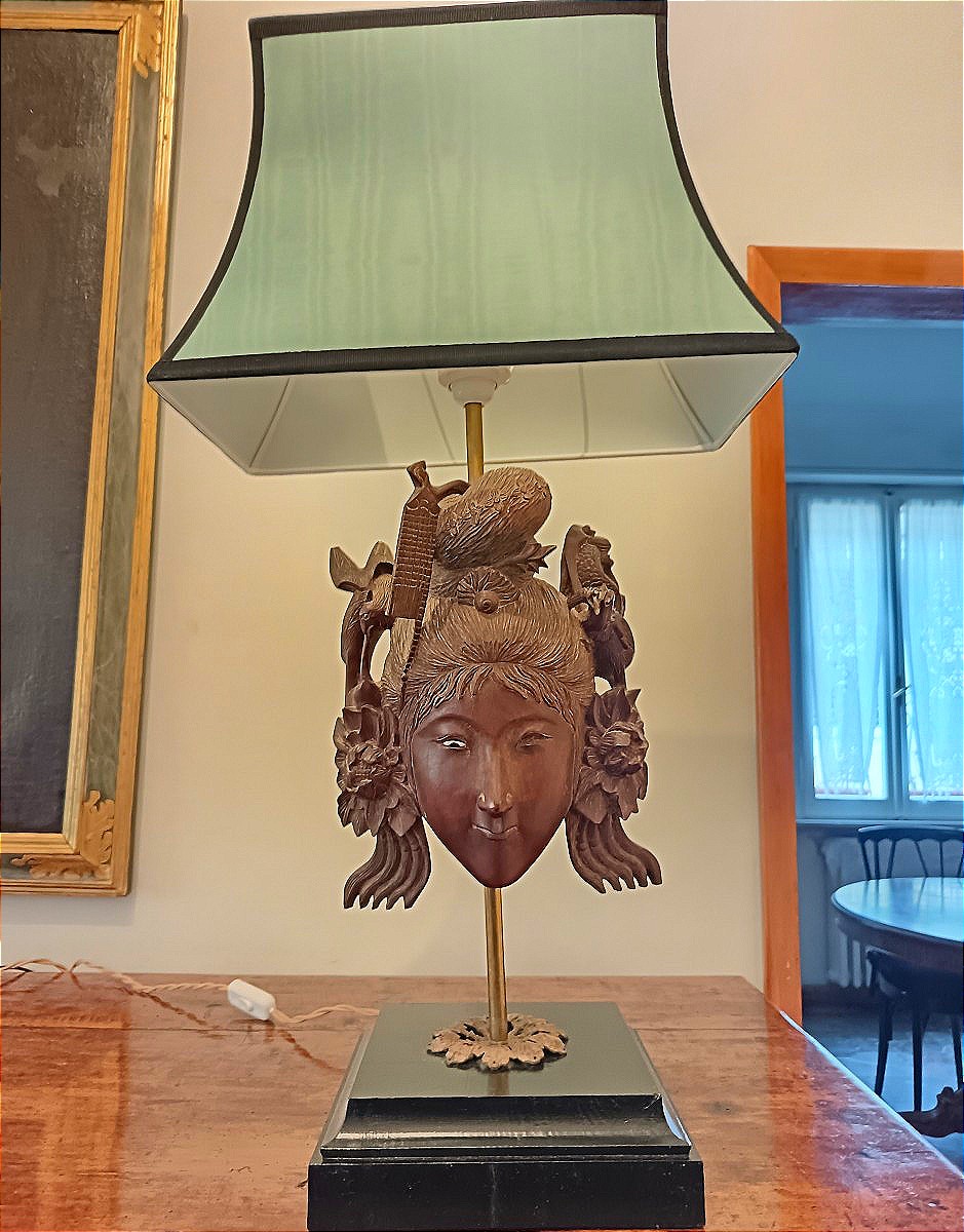 Tre lampade da tavolo con maschere Balinesi in legno XIX secolo-photo-5