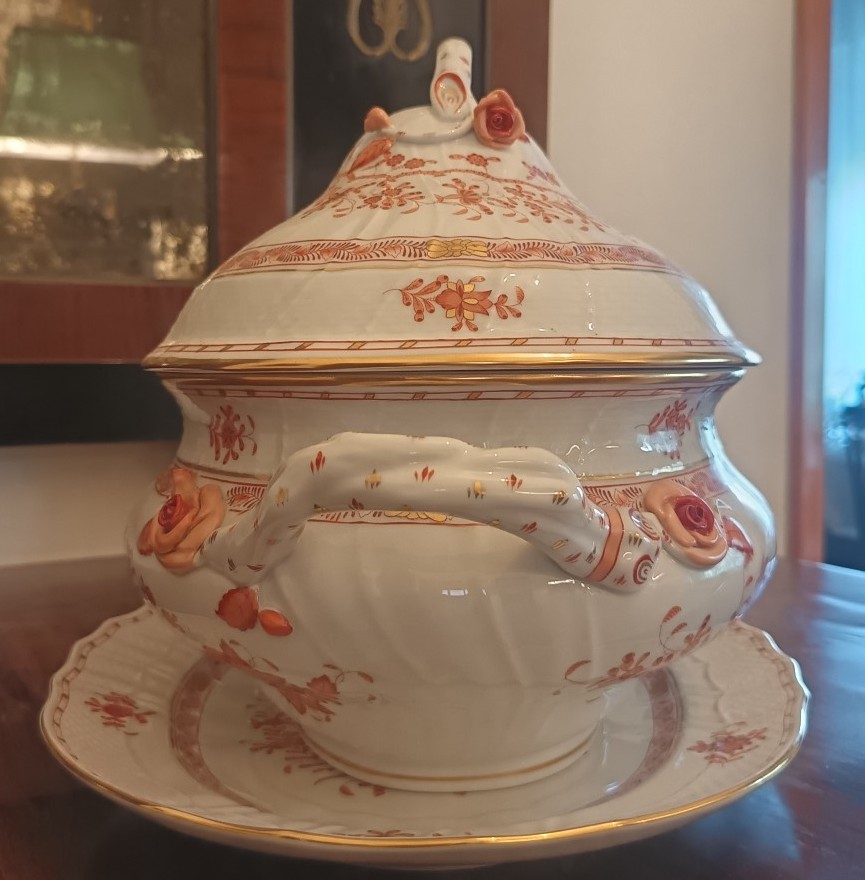 Zuppiera con coperchio e vassoio in porcellana Herend inizio XX secolo-photo-2