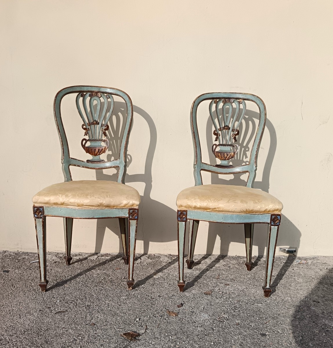 Coppia di sedie barocche del 700 laccate