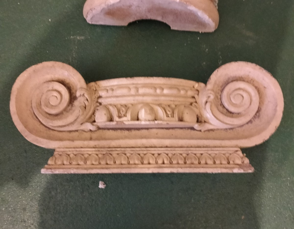 Colonne con capitelli del 1930 gesso e paglia-photo-4