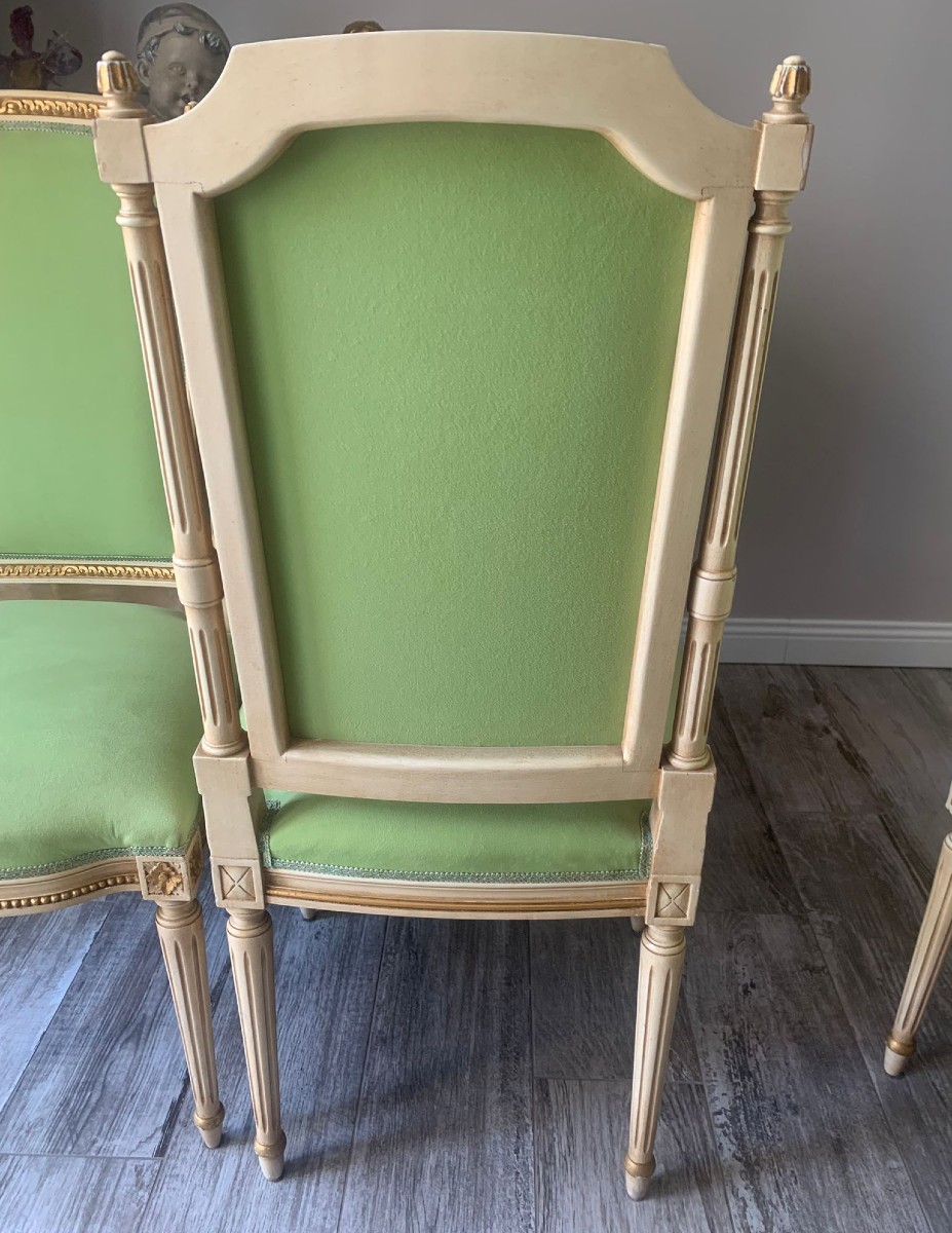 Tavolo fine 800 con piano in marmo e capitelli dorati e sei sedie-photo-6