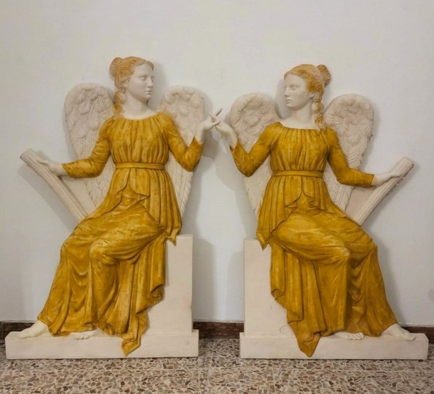 Coppia di angeli anni 60 in vetroresina dal teatro Galli Rimini