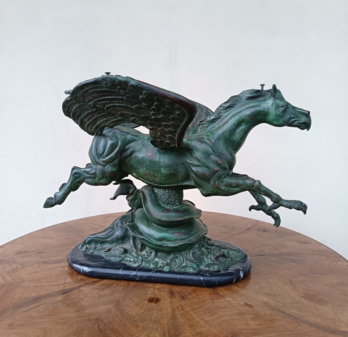 Scultura Razionalista in bronzo del 1930 Ippogrifo