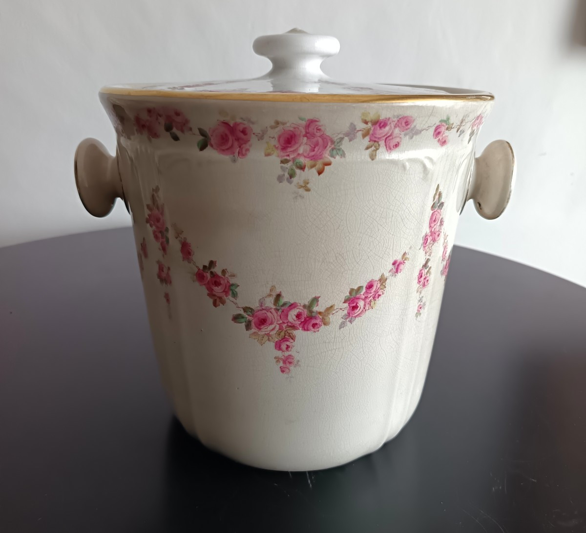 Rinfrescatoio in ceramica con coperchio 800
