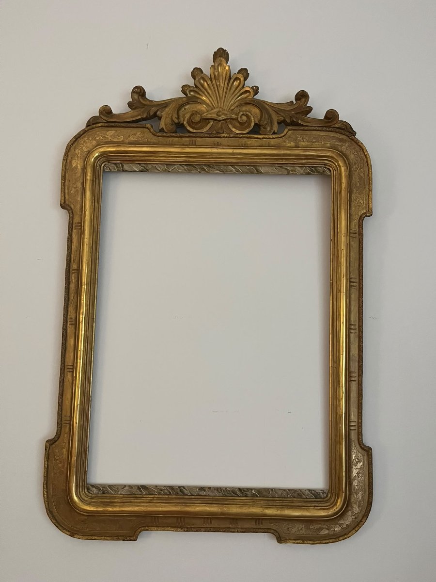 Cornice in oro al mercurio del 700 con cimasa