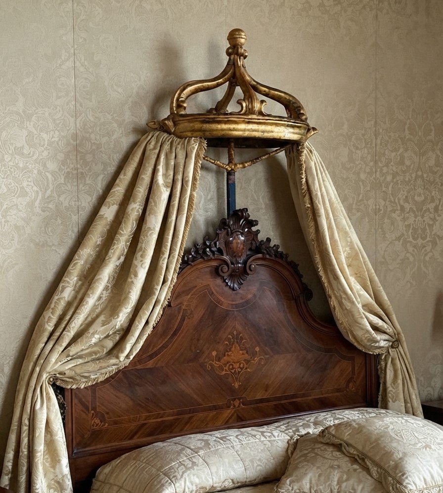 Corona in legno oro zecchino per letto del 700-photo-4