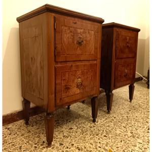 Coppia di comodini 1790 noce bolognesi