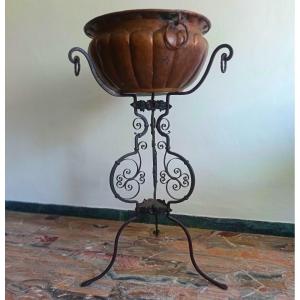 Vaso in rame sbalzato 1910 Firenze