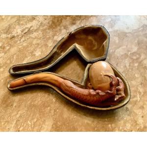 Meerschaum Pipe In Its Leather Case Depicting Birds Of Prey Serals 