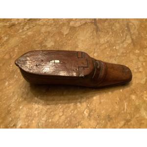 Boot-shaped Snuff Box  
