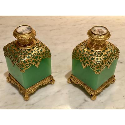 Important Pair Of Flasks In Green Opaline Mounted Bronze XIXth Napoleon III.