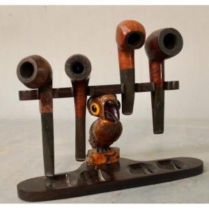 Pipe Holder And Its 4 Pipes