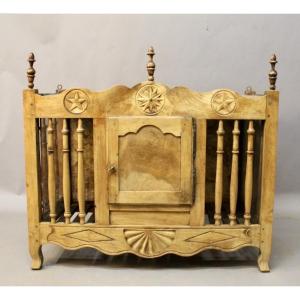 19th Century Light Walnut Panetière