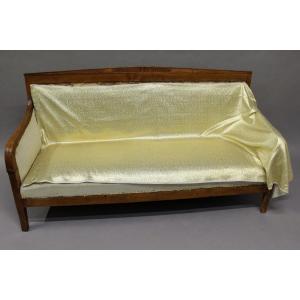 Restoration Period Bench To Be Reupholstered