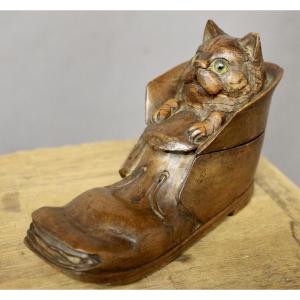 19th Century Black Forest Inkwell "cat In A Boot"