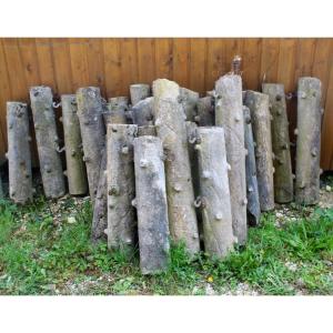 A Series Of 32 Stone Posts And Cast Iron Chains