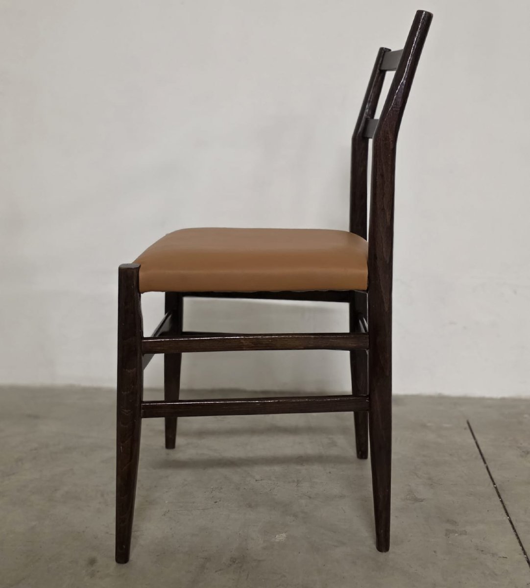 Sei Sedie Leggera di Gio Ponti per Cassina.-photo-2