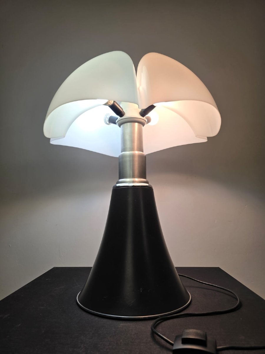 Lampada Pipistrello Gae Aulenti per Martinelli Luce-photo-3
