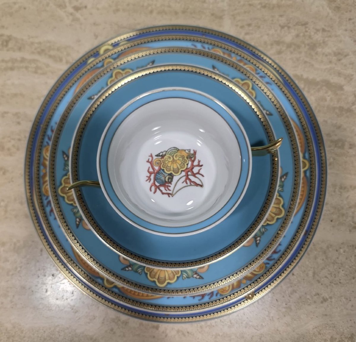 Servizio da 12 persone di Versace serie Les Trésor des la Mer-photo-1
