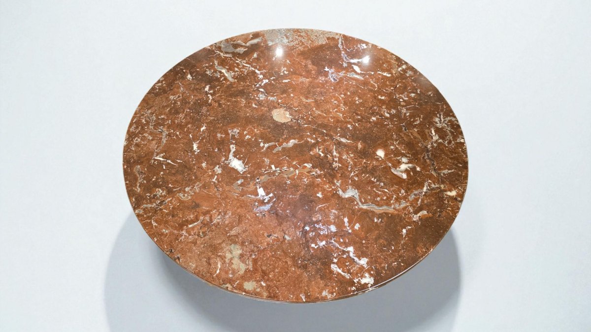 Tavolo "Ritorno dall'Egitto", XIX secolo, Italia, Placcatura in ciliego e sfingi dorate-photo-1