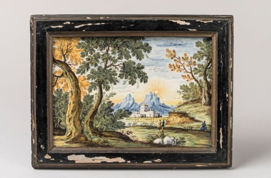 Placca in terracotta, Castelli, XVIII secolo, raff. "Paesaggio con figure e castello"