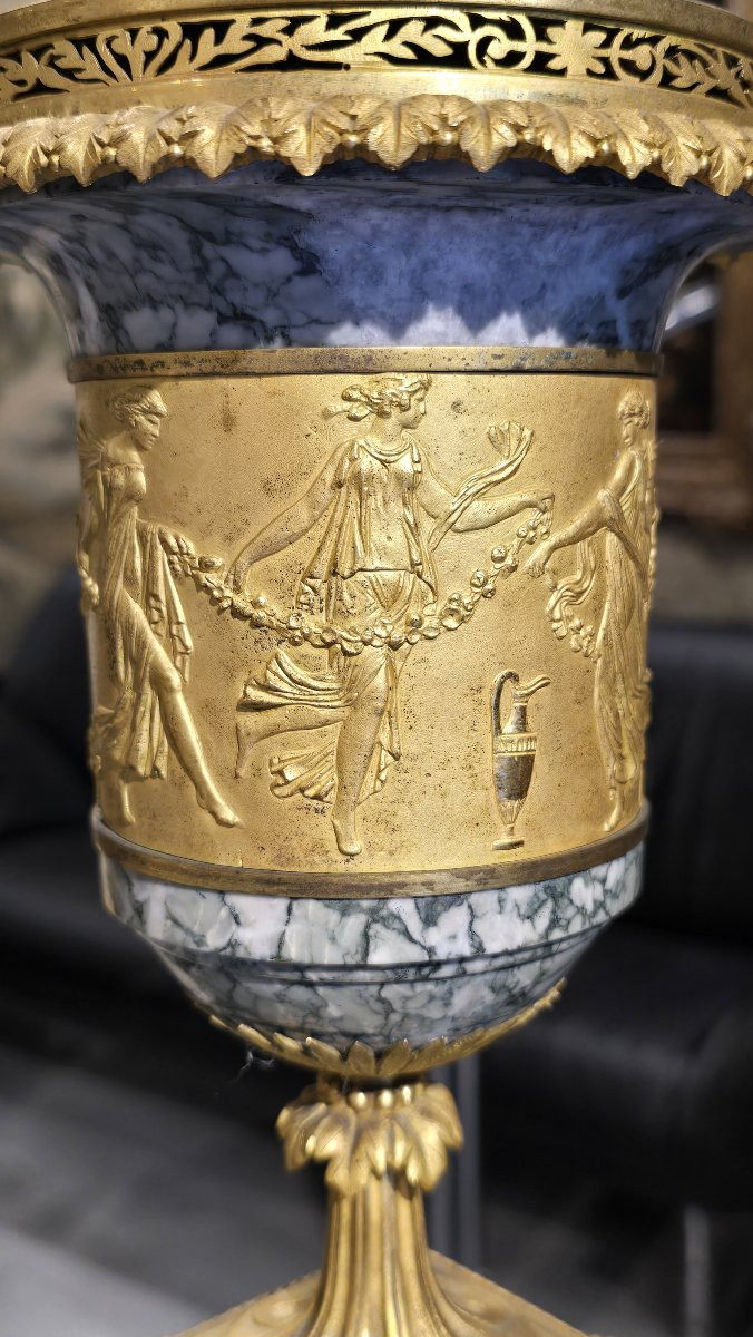 Grande coppia di Cassolette  in bronzo dorato e marmo, fine XVIII/inizio XIX-photo-5