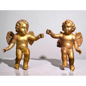 Coppia di angeli in legno dorato, fine XVII secolo, Italia