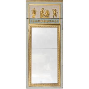 Specchio fondosala del XIX secolo in legno dorato e laccato con decorazione neoclassica.