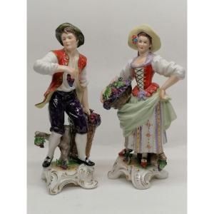 Pair Of Porcelain Figures - Volkstedt - M. Rudolf Kammer - 19th Century