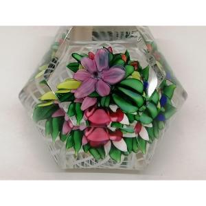 Sulfide Or Paperweight - Baccarat Crystal - Six Domed Curves And Cut Corners