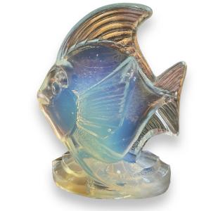 Sabino Fish In Opalescent Glass Art Deco