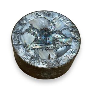 19th Century Indochina Wood And Mother-of-pearl Work Box