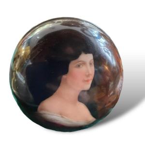 Round Shaped Box Female Portrait In Polychrome Porcelain