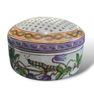 Chinese Porcelain Incense Burner