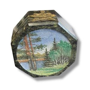Russia Ural Serpentine Box With Landscape Decoration