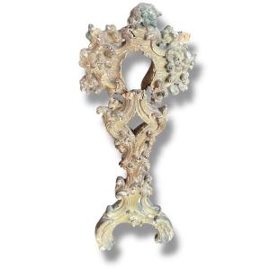 Antique Reliquary Monstrance In Gilded Wood From The 18th Century